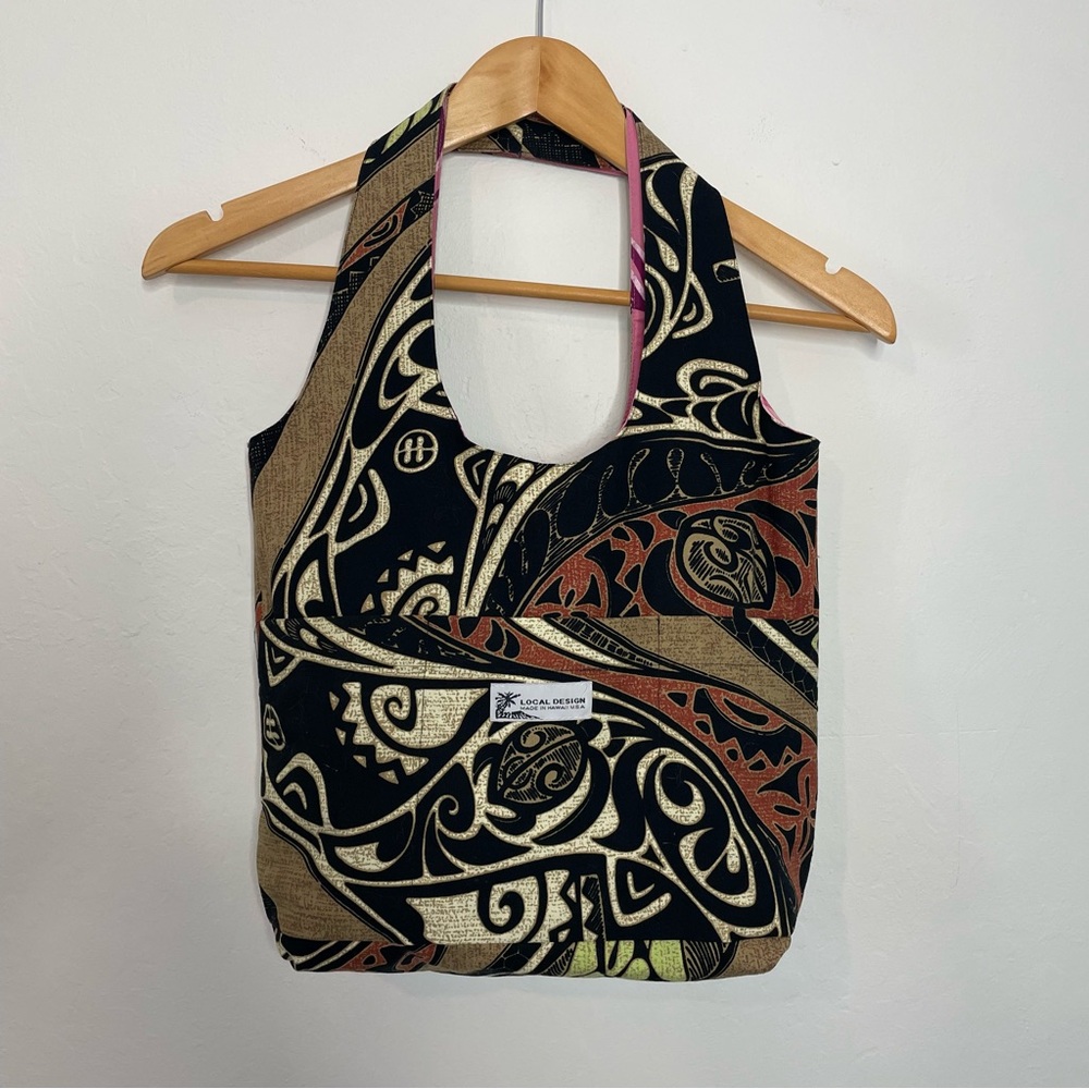 Reversible Pink and Black Hawaiian Tote